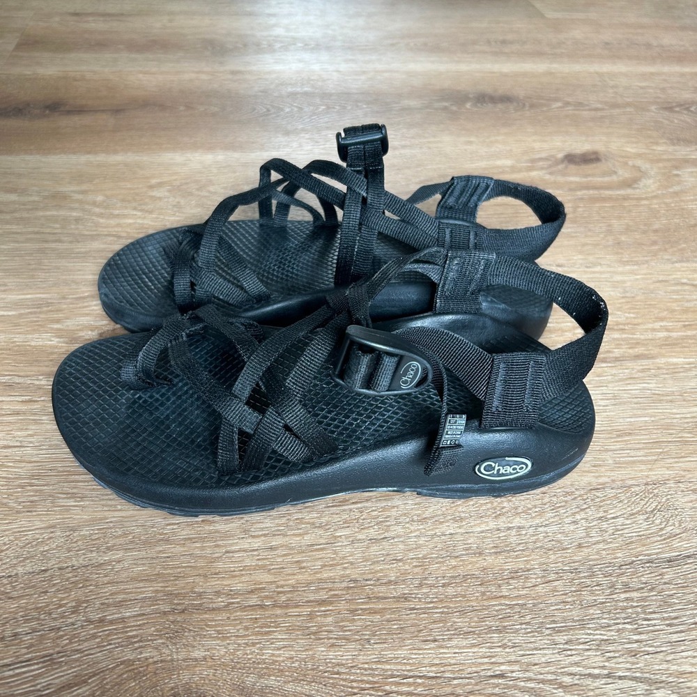 Chaco Z Cloud 2 Women 8 Black Sport Sandals Toe Loop Hiking Water Shoes J105400